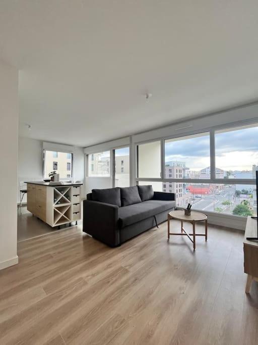 Superbe Appartement Neuf Dans Residence Familiale Aux Portes De Paris Avec Parking Ivry-sur-Seine Bagian luar foto
