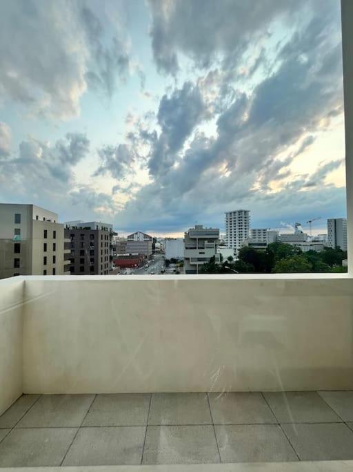 Superbe Appartement Neuf Dans Residence Familiale Aux Portes De Paris Avec Parking Ivry-sur-Seine Bagian luar foto
