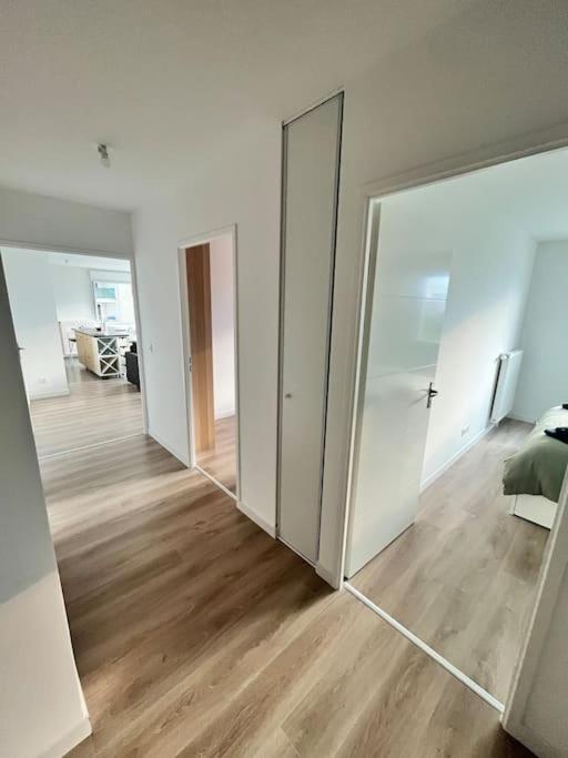 Superbe Appartement Neuf Dans Residence Familiale Aux Portes De Paris Avec Parking Ivry-sur-Seine Bagian luar foto
