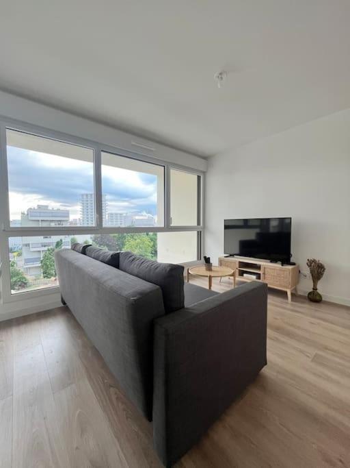 Superbe Appartement Neuf Dans Residence Familiale Aux Portes De Paris Avec Parking Ivry-sur-Seine Bagian luar foto